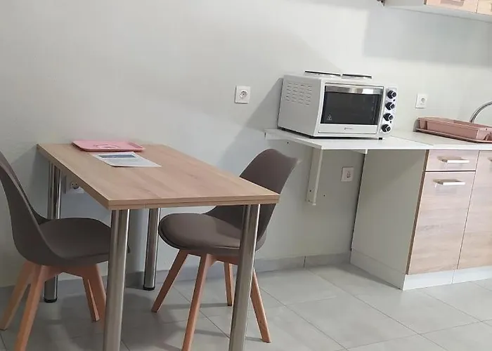 Old Town Harmony Apartment